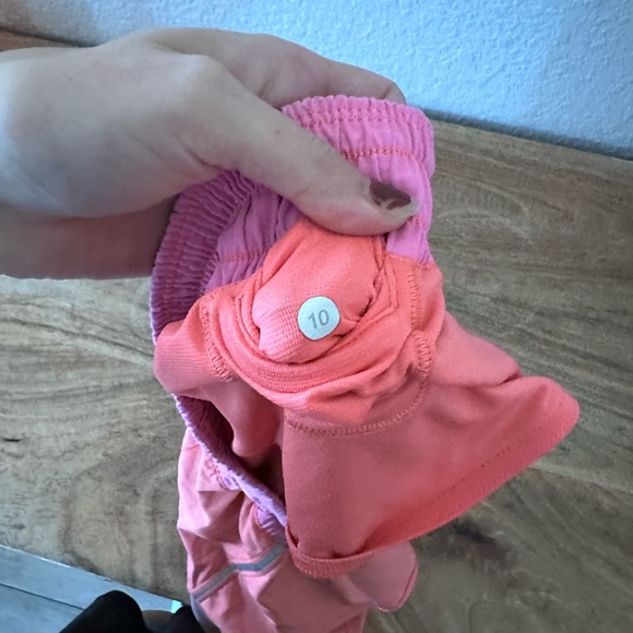 Coral/pink lululemon shorts size 10 - Picture 3 of 4
